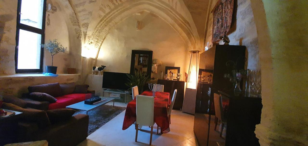 Joshroom Caux Bagian luar foto