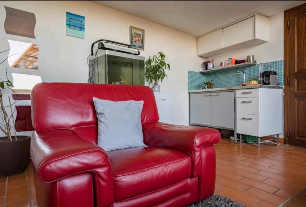 Joshroom Caux Bagian luar foto